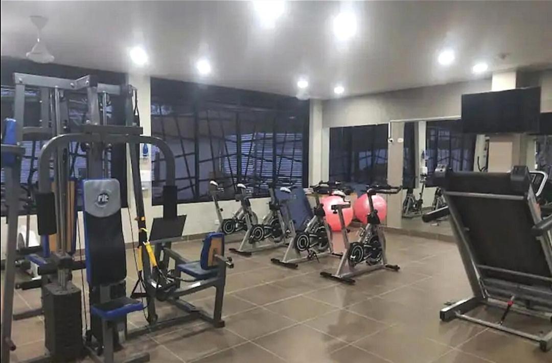 Penalisakaposalsar Apartment Girardot Ngoại thất bức ảnh