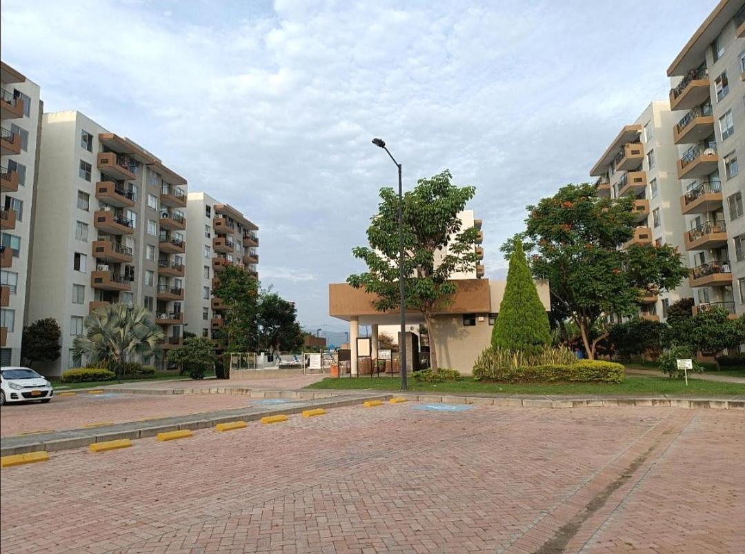 Penalisakaposalsar Apartment Girardot Ngoại thất bức ảnh