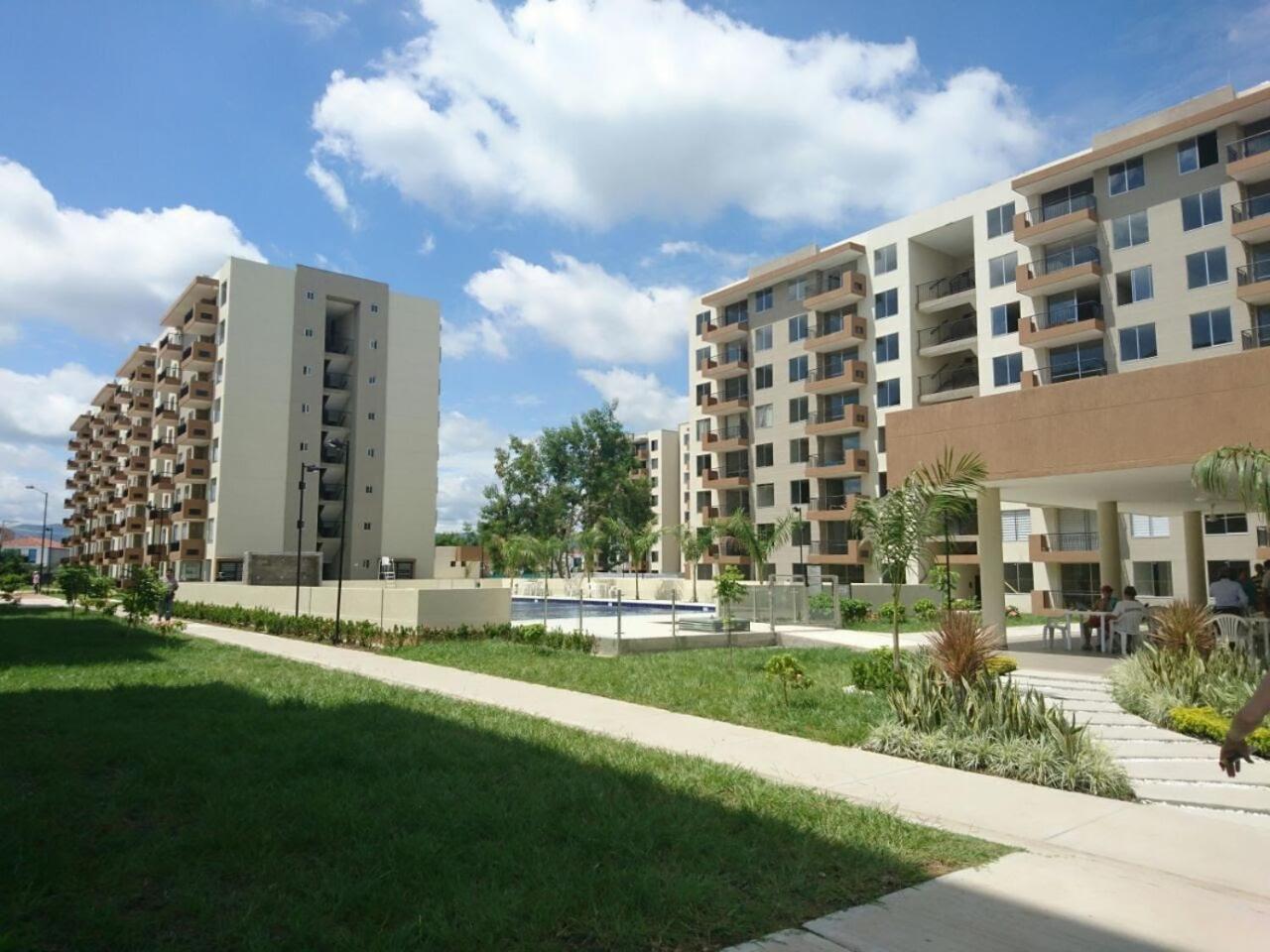 Penalisakaposalsar Apartment Girardot Ngoại thất bức ảnh